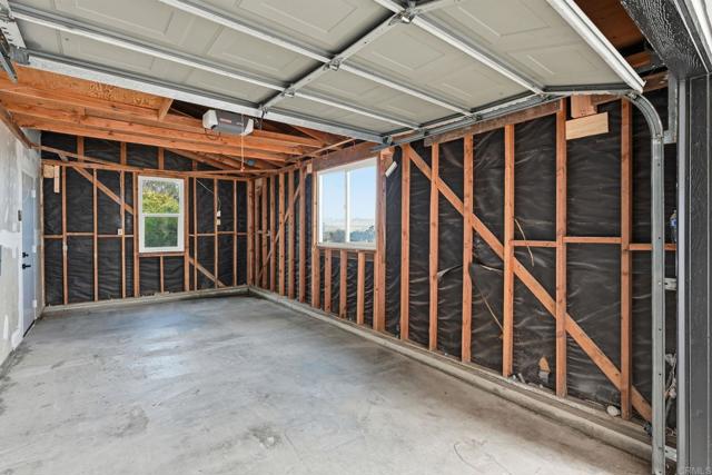 Detail Gallery Image 36 of 37 For 2298 Lindsay Dr, Carlsbad,  CA 92008 - 2 Beds | 2 Baths