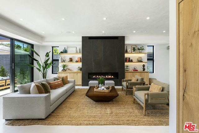 2612 33rd Street photo 4