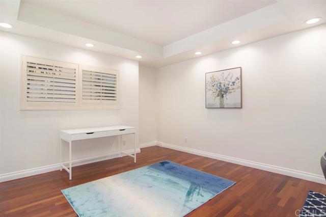 Detail Gallery Image 10 of 25 For 942 D Ave a,  Coronado,  CA 92118 - 3 Beds | 2/1 Baths