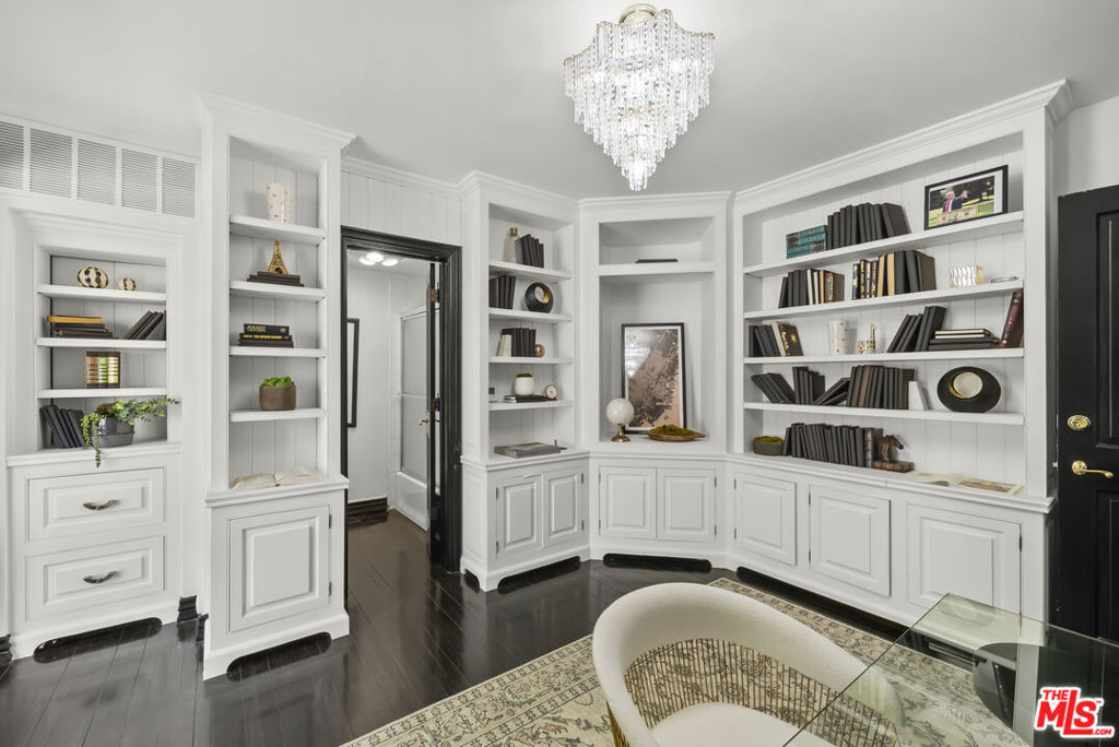 MLS #26857655 image #26