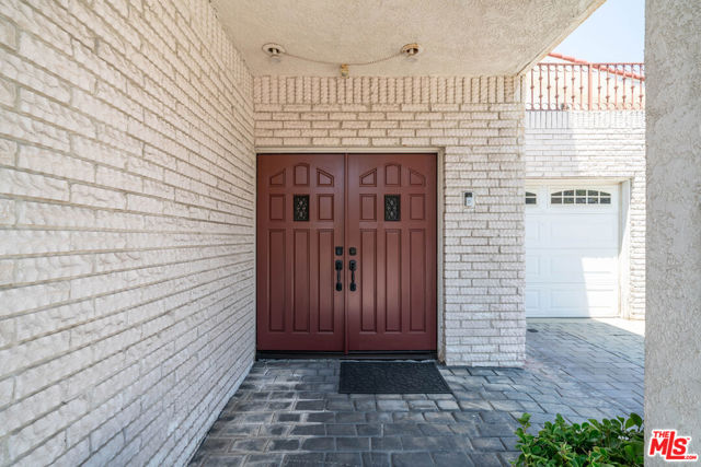 3411 Haven Way photo 3