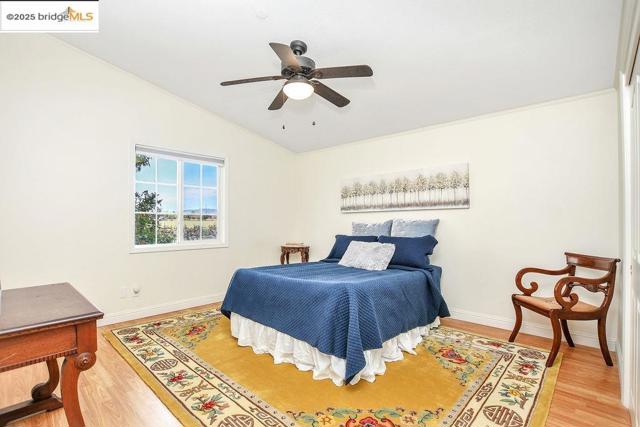 Image 17 of 57 For 6170 Sellers Ave