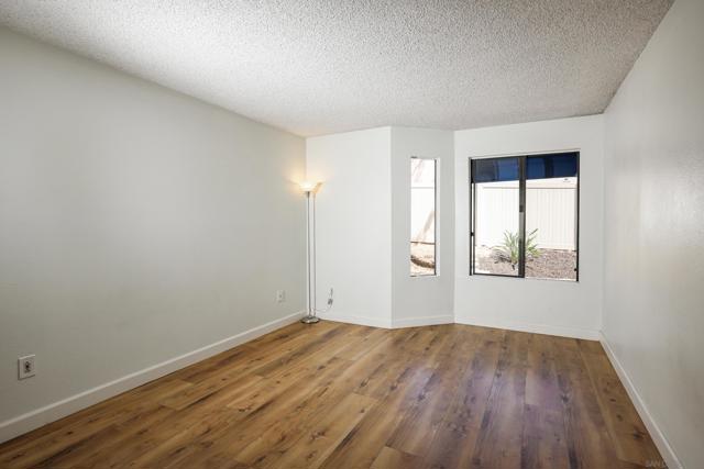 8338 Regents Rd., San Diego CA: https://media.crmls.org/mediaz/1dbeea55-cc14-4027-be0d-d00e00873143.jpg