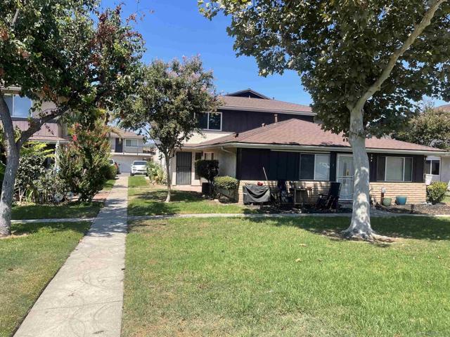 12128 Orange Crest Ct, Lakeside, California 92040, 2 Bedrooms Bedrooms, ,1 BathroomBathrooms,Condominium,For Sale,Orange Crest Ct,250020321SD