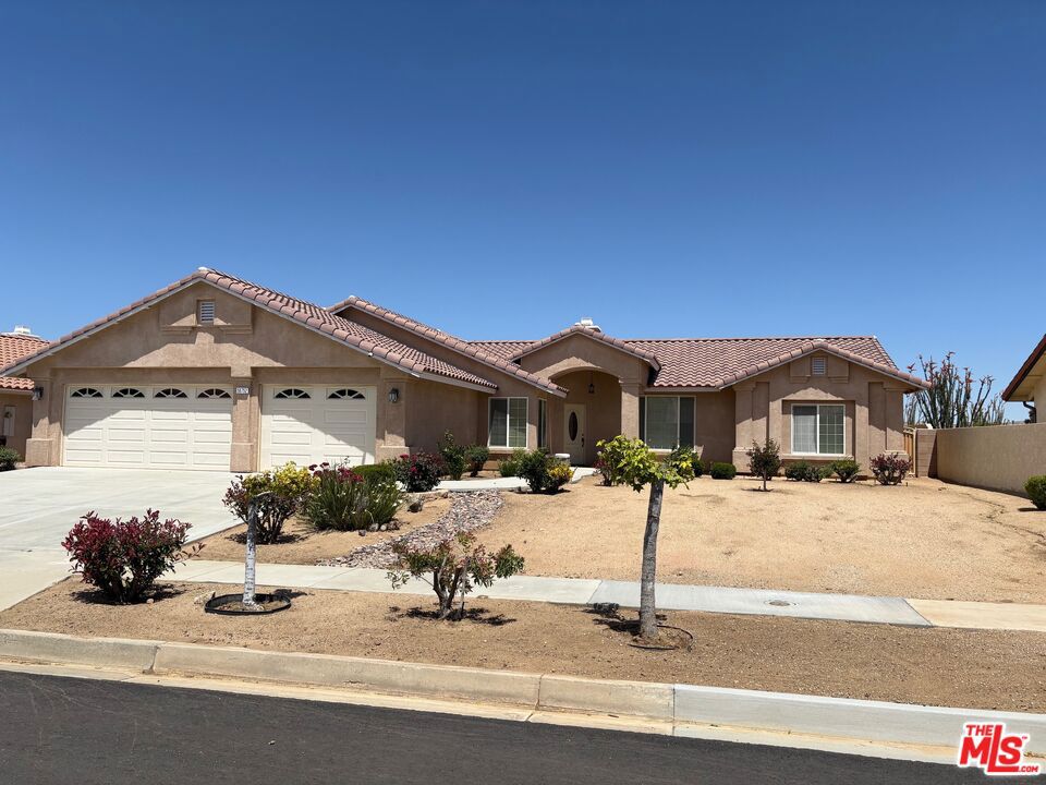 56752 Navajo Trail