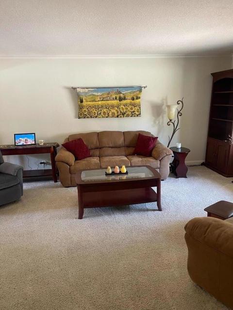 1430 Welburn Avenue, Gilroy CA: https://media.crmls.org/mediaz/1dbf62af-2009-4ee8-9200-b7a5141521f1.jpg