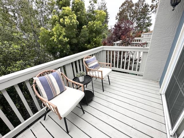 8 Arch Street, Redwood City CA: https://media.crmls.org/mediaz/1dc0125b-3114-4362-9fe2-f3b87fe72a95.jpg