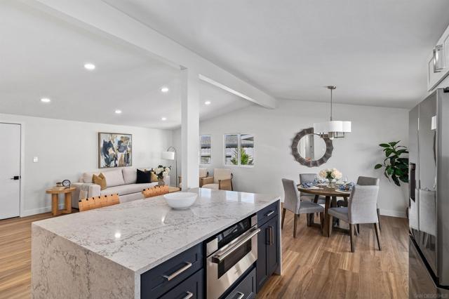 5284 Winthrop St, San Diego CA: https://media.crmls.org/mediaz/1dc0dc78-1e44-4b38-9ebf-01f46e6d9f74.jpg
