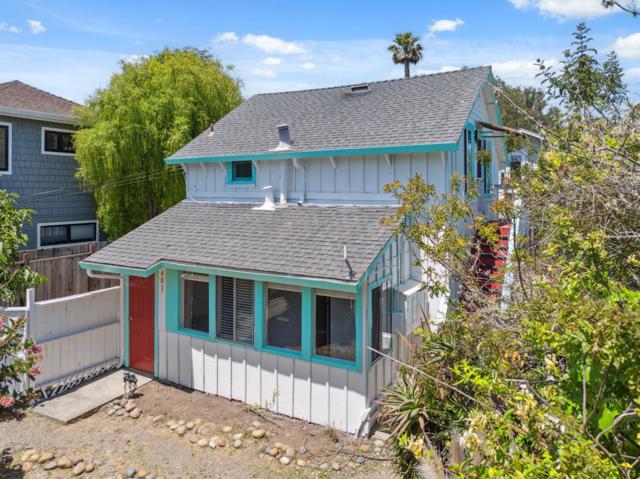 399 13th Avenue, Santa Cruz CA: https://media.crmls.org/mediaz/1dc136c7-09e2-42c5-accc-3ef3390a941c.jpg