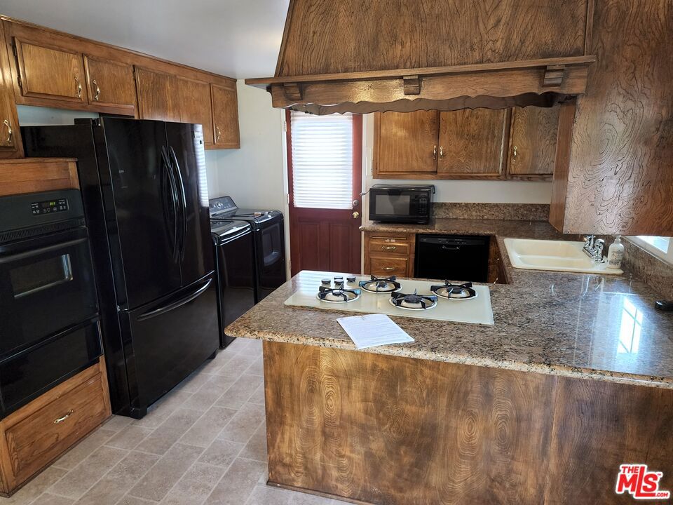 16054 AMBER VALLEY Drive, Whittier, CA 90604