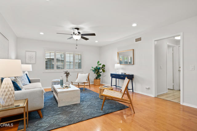 Detail Gallery Image 13 of 52 For 3807 Olivo Ct, Camarillo,  CA 93010 - 5 Beds | 3/1 Baths