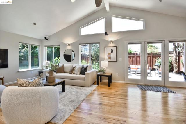 1443 Phantom Ave, San Jose CA: https://media.crmls.org/mediaz/1dc67da8-e497-4cb3-95cc-814e9349f316.jpg