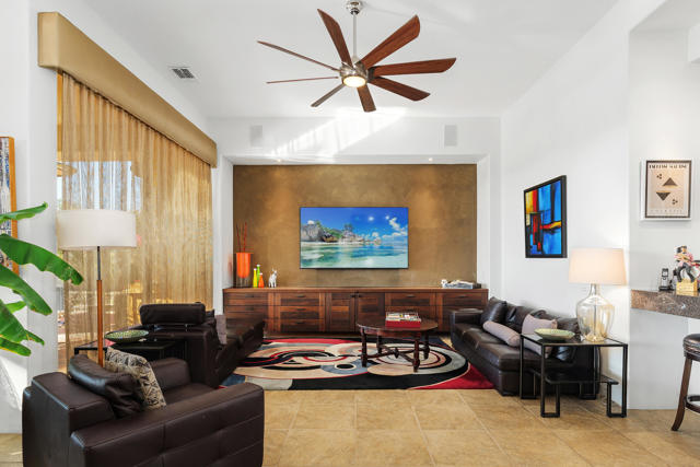 284 Loch Lomond Road, Rancho Mirage CA: https://media.crmls.org/mediaz/1dc6d746-a83a-465e-b725-bebff1c53f54.jpg