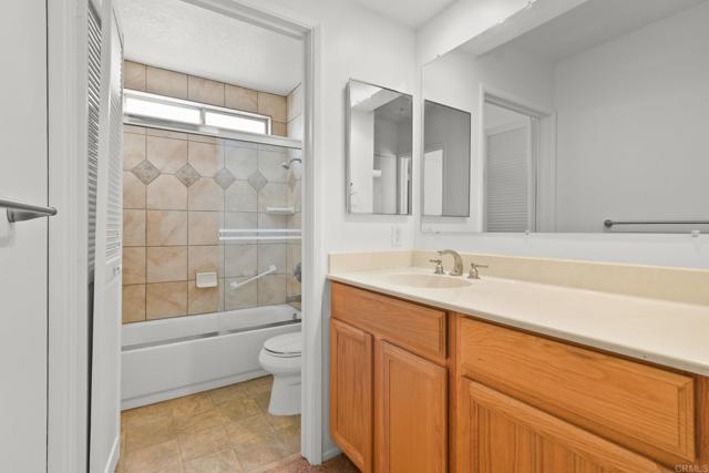 Detail Gallery Image 15 of 30 For 3972 Jackdaw St #211,  San Diego,  CA 92103 - 1 Beds | 1 Baths