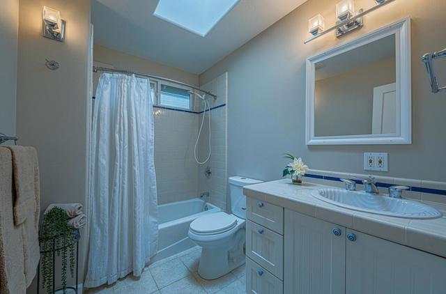 361 Hannon Avenue, Monterey CA: https://media.crmls.org/mediaz/1dc7ee7b-6326-4fda-9885-6ca41b075cb4.jpg
