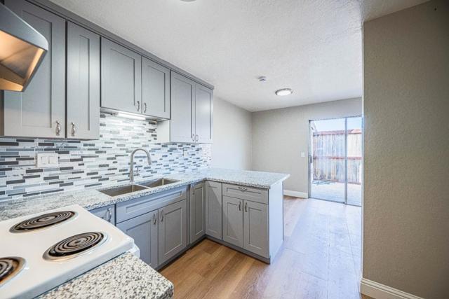 918 Acosta Plaza, Salinas CA: https://media.crmls.org/mediaz/1dc7f95d-bb0a-4d27-bdd8-8d415d9d40b1.jpg