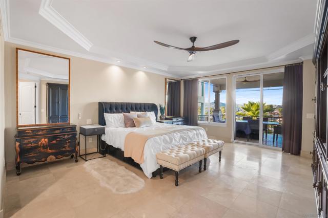 22590 Canyon Lake Drive South, Canyon Lake CA: https://media.crmls.org/mediaz/1dc89f0c-c2b4-416f-a0a8-bbf4191a41c1.jpg