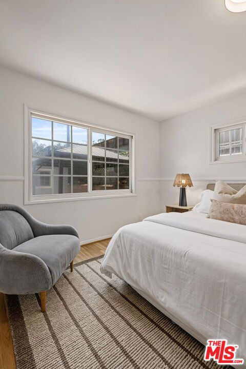 3228 Sagamore Way, Los Angeles CA: https://media.crmls.org/mediaz/1dc8c265-d14b-4a69-a5f4-f837cac41b3a.jpg