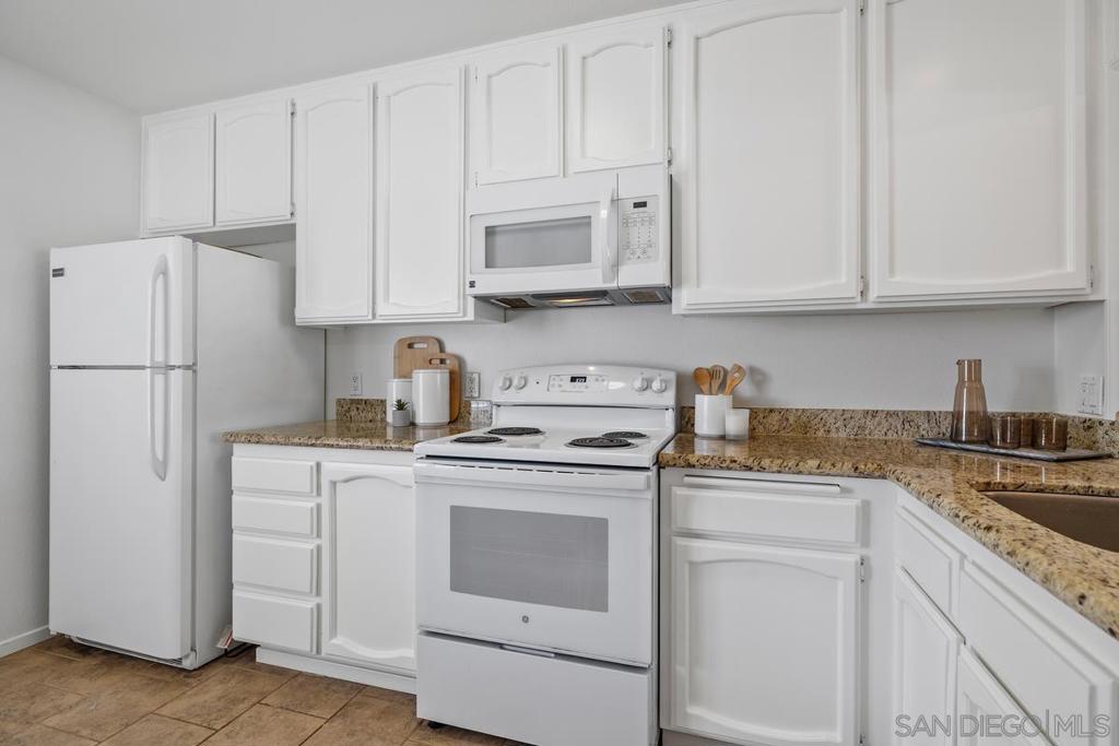 3525 Lebon Dr. - photo 10