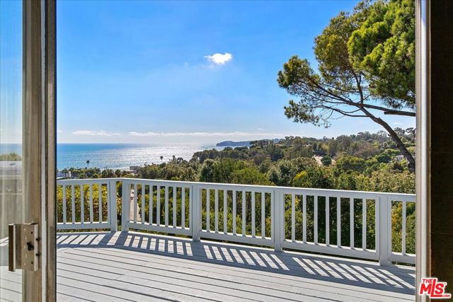27071 Sea Vista Drive photo 1
