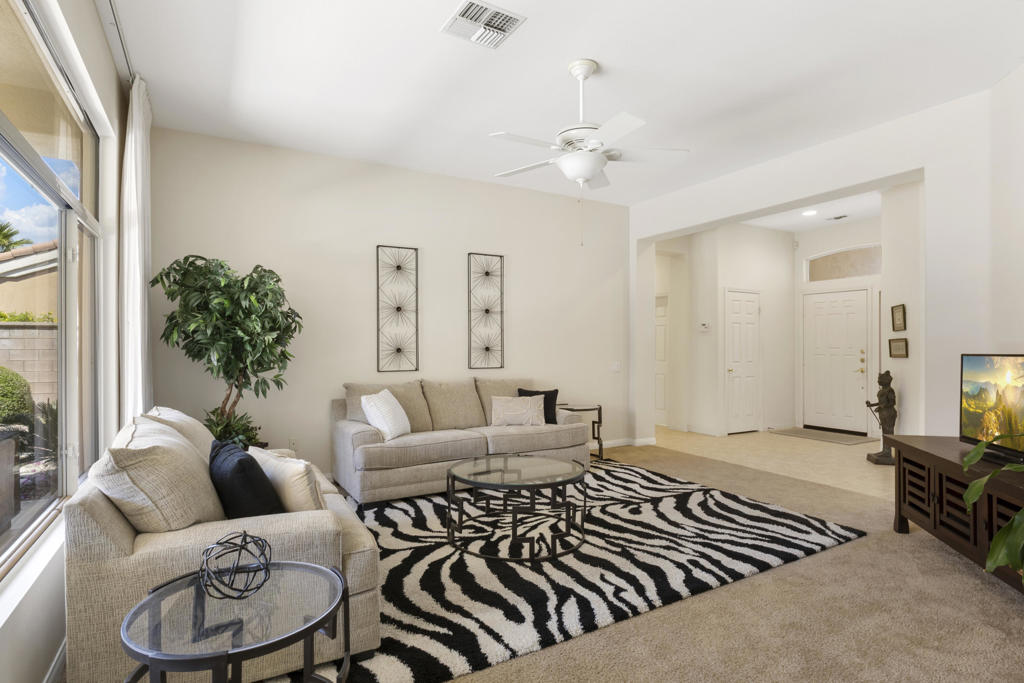 MLS #219132525DA image #4