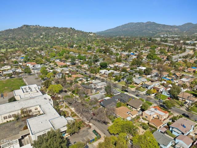 505 Palisade Street, Pasadena CA: https://media.crmls.org/mediaz/1dcaba5c-296a-4a44-85b3-91ddf6547970.jpg