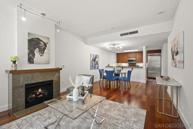 700 W E Street, San Diego CA: https://media.crmls.org/mediaz/1dcb32c8-7186-42a4-bebc-4a65a1156ea1.jpg