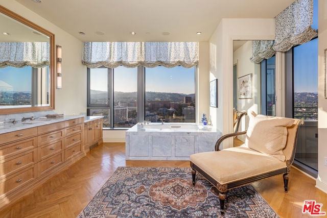 10800 Wilshire Boulevard, Los Angeles CA: https://media.crmls.org/mediaz/1dcb8309-6373-41b1-be75-d1fbe0312bd1.jpg