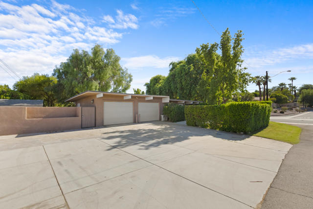 42510 Glass Drive, Bermuda Dunes CA: https://media.crmls.org/mediaz/1dcc4349-9096-4129-8262-ac808e37ebe5.jpg