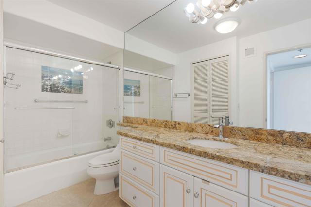 1820 Avenida Del Mundo, Coronado CA: https://media.crmls.org/mediaz/1dccb02e-a092-41c1-b34b-29750b3f6fbc.jpg