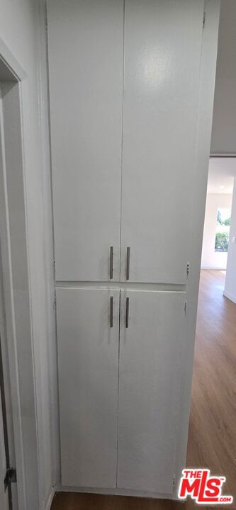 1308 N Poinsettia Place, Los Angeles CA: https://media.crmls.org/mediaz/1dcd00a9-cb5b-404b-8ecc-6d545e947dc6.jpg
