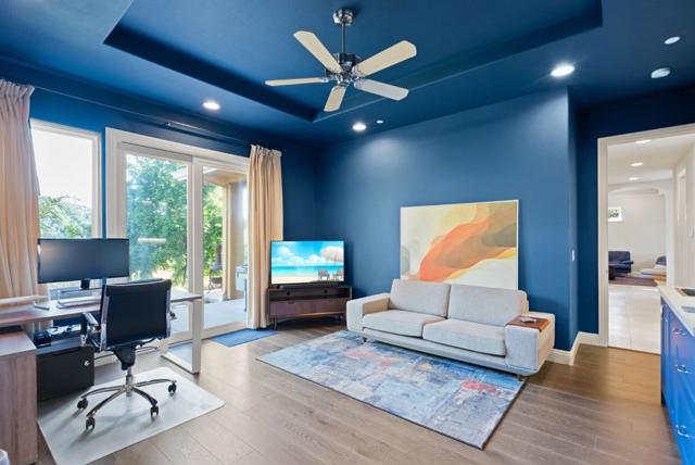 454 Upper Road, San Rafael CA: https://media.crmls.org/mediaz/1dcd3341-4f9a-4cb0-9682-32e0bdac38df.jpg