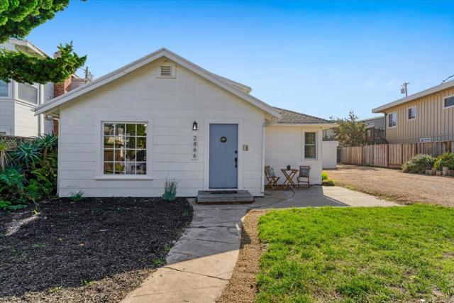 2866 Chesterfield Drive, Santa Cruz CA: https://media.crmls.org/mediaz/1dcef5fc-0120-47f2-9c24-c04a076b860d.jpg