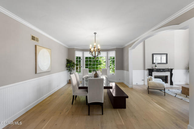 29340 Castlehill Drive, Agoura Hills CA: https://media.crmls.org/mediaz/1dcefbf5-c20f-4426-aac6-73c0e57c037a.jpg