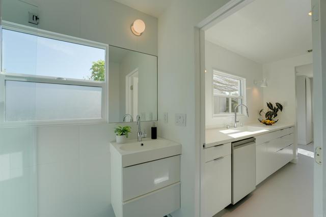 Detail Gallery Image 17 of 39 For 4928 Monroe Ave, San Diego,  CA 92115 - 2 Beds | 2 Baths