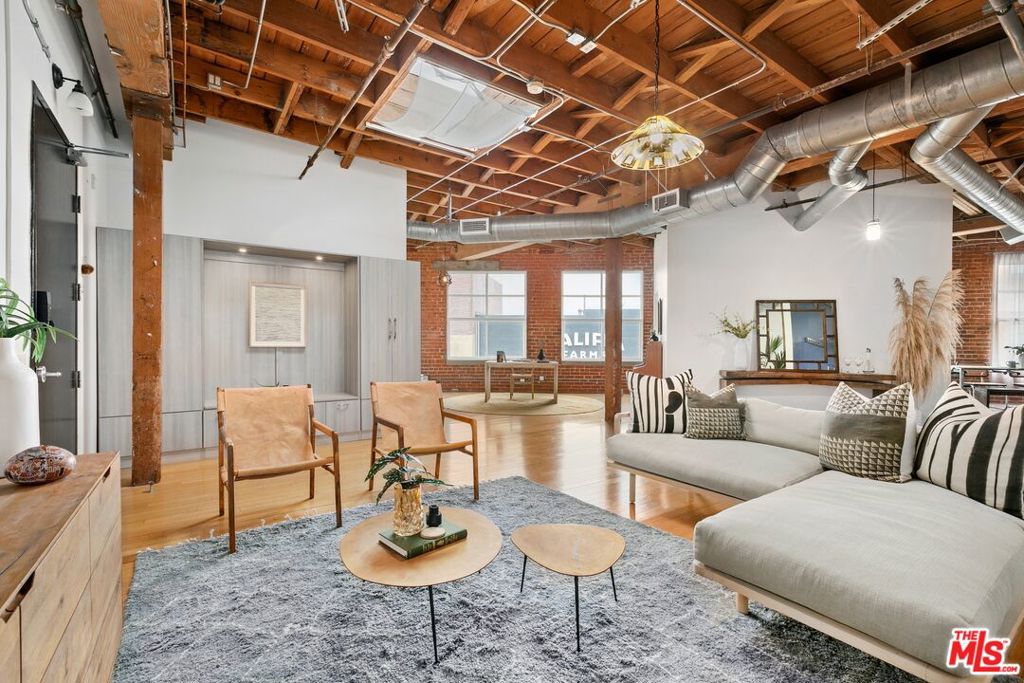 500 Molino Street 202, Los Angeles, CA 90013
