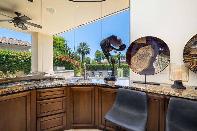 945 Hawk Hill Trail, Palm Desert CA: https://media.crmls.org/mediaz/1dd08405-86a5-4530-8019-6c5dd7b915c7.jpg