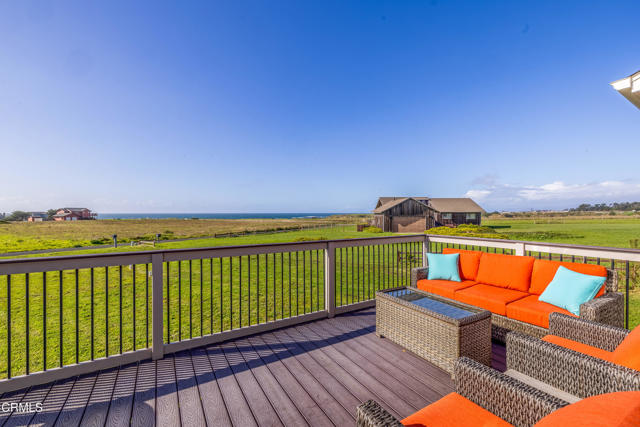 Detail Gallery Image 15 of 42 For 19251 Monterey Ave, Fort Bragg,  CA 95437 - 3 Beds | 3 Baths