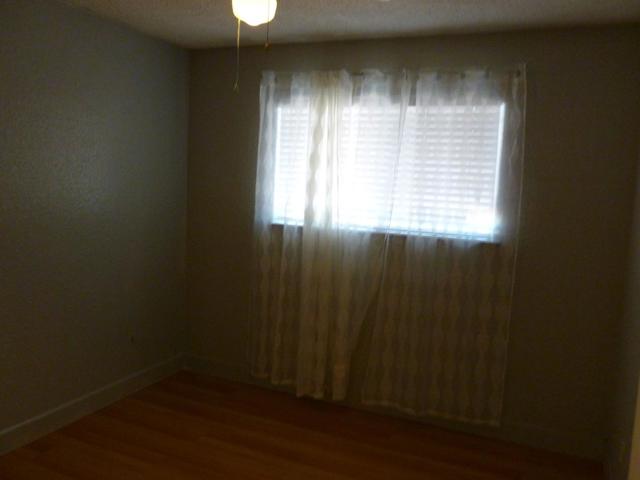 460 SE Jeremy Court, Oakdale CA: https://media.crmls.org/mediaz/1dd1aaa5-e65d-40f7-806b-4b2f45f4f2f4.jpg