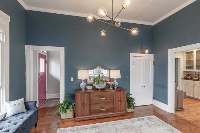 543 Spruce Avenue, Pacific Grove CA: https://media.crmls.org/mediaz/1dd20ade-74cd-4d40-88d4-95b1b667117a.jpg