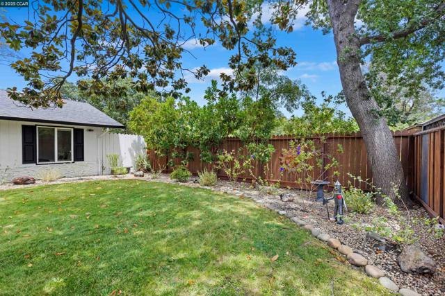 1838 Sunnyvale Ave, Walnut Creek CA: https://media.crmls.org/mediaz/1dd357ac-f8e8-4b85-a0a8-fc8d42c6108b.jpg
