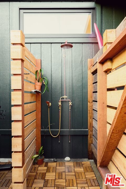 29500 Heathercliff Road, Malibu CA: https://media.crmls.org/mediaz/1dd3601d-c280-4d14-9680-ac7c45becea0.jpg