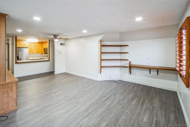 Image 10 of 35 For 3440 Lebon Dr  4301