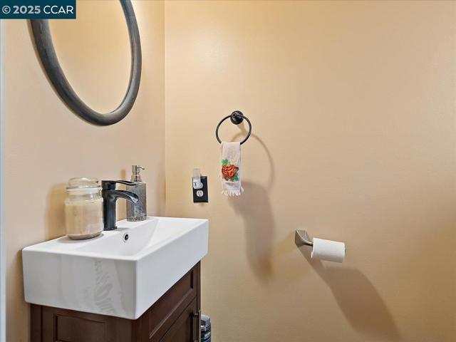 1546 Koch Ln, San Jose CA: https://media.crmls.org/mediaz/1dd4410c-a4d5-465c-8825-3ba2640747b3.jpg