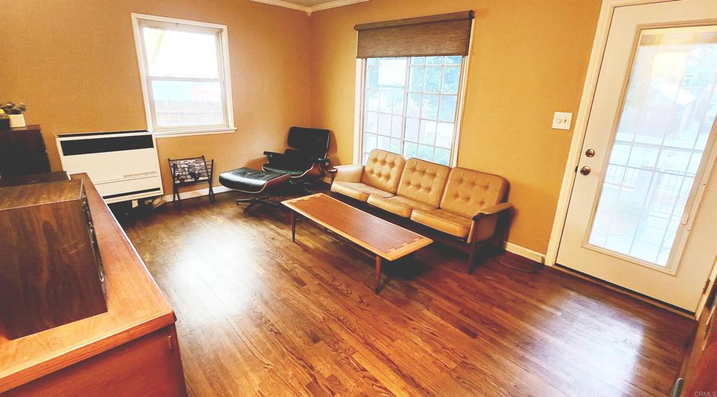 4411 Mcclintock - photo 7