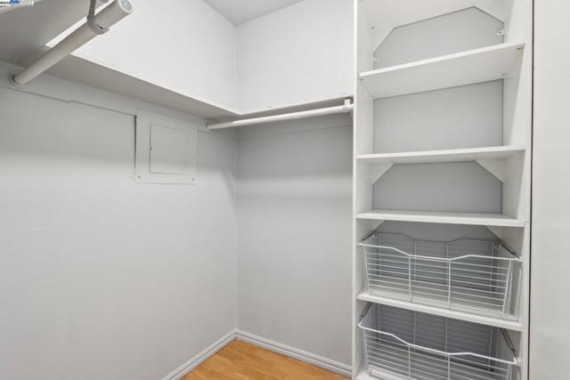 Image 11 of 15 For 3461 Norton Way  8