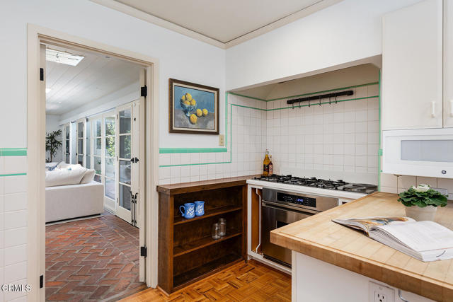 314 Arroyo Drive, South Pasadena CA: https://media.crmls.org/mediaz/1dd6205f-601d-4eea-93e7-5692aa3ec465.jpg