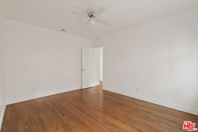 821 Laveta Terrace, Los Angeles CA: https://media.crmls.org/mediaz/1dd64d91-4a6f-4fa0-8a81-16fbea9942f1.jpg