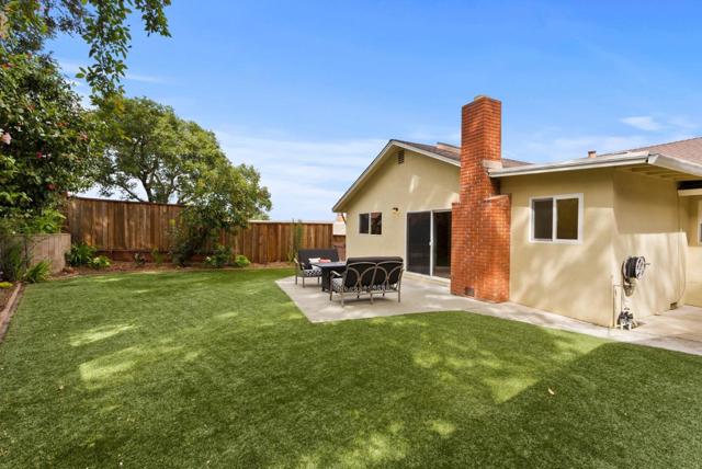 140 Virginia Avenue, Belmont CA: https://media.crmls.org/mediaz/1dd6585f-bf17-4dfa-8c22-d2ff15f49db2.jpg