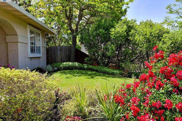 Image 4 of 51 For 1021 Knightwood Ct